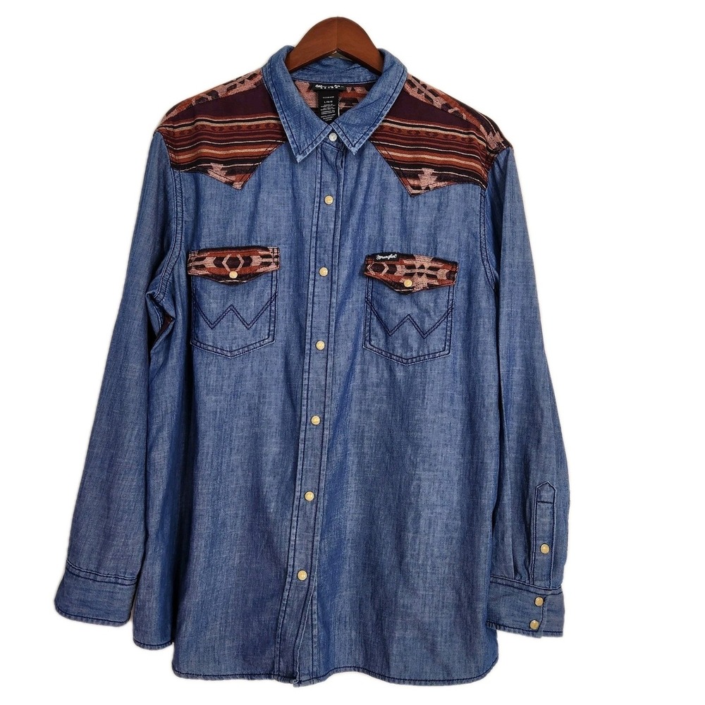 Wrangler Retro Denim Western Shirt Womens L Aztec Pearl Snap Button Long Sleeve
